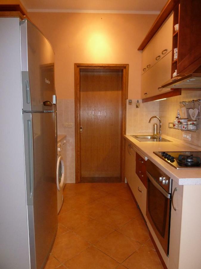 Nice Apartment & Room In ツァヴタット エクステリア 写真