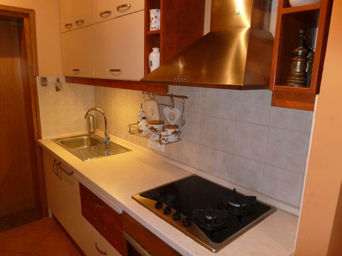 Nice Apartment & Room In ツァヴタット エクステリア 写真