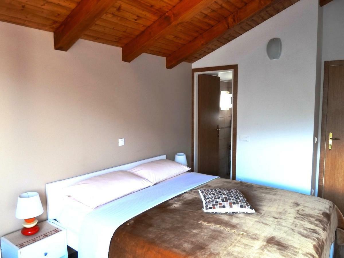 Nice Apartment & Room In ツァヴタット エクステリア 写真